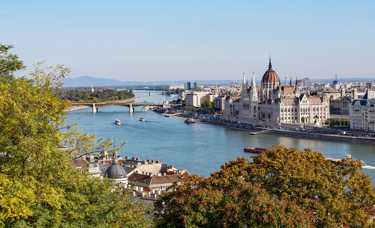 Trains, Coaches and Flights to Hungary - Compare and Book Cheap Tickets